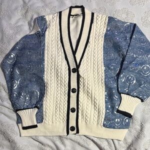 Mello Smiley Sweater